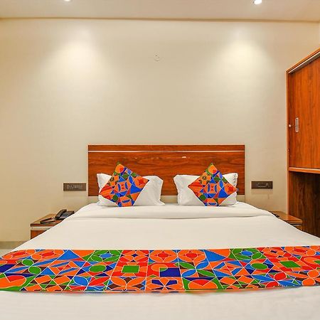 Fabhotel Gaurav Galaxy Pune Exterior foto